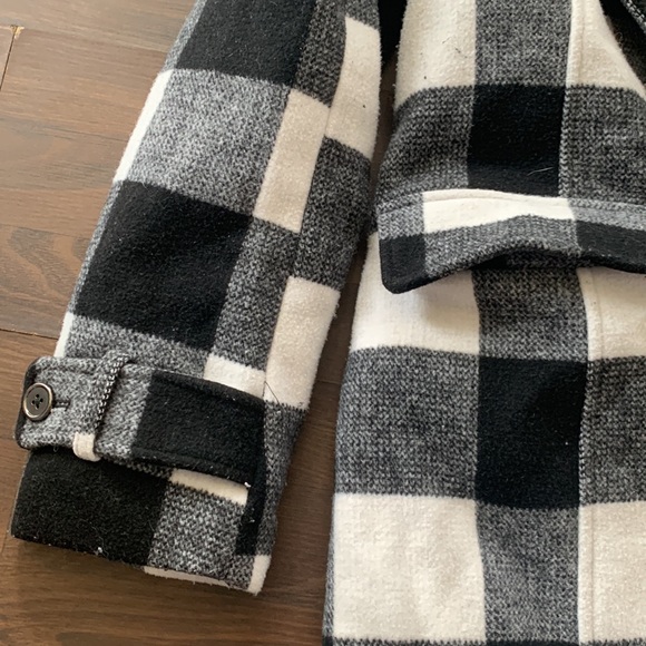 Ricki’s Plaid Toggle Coat - Picture 3 of 9